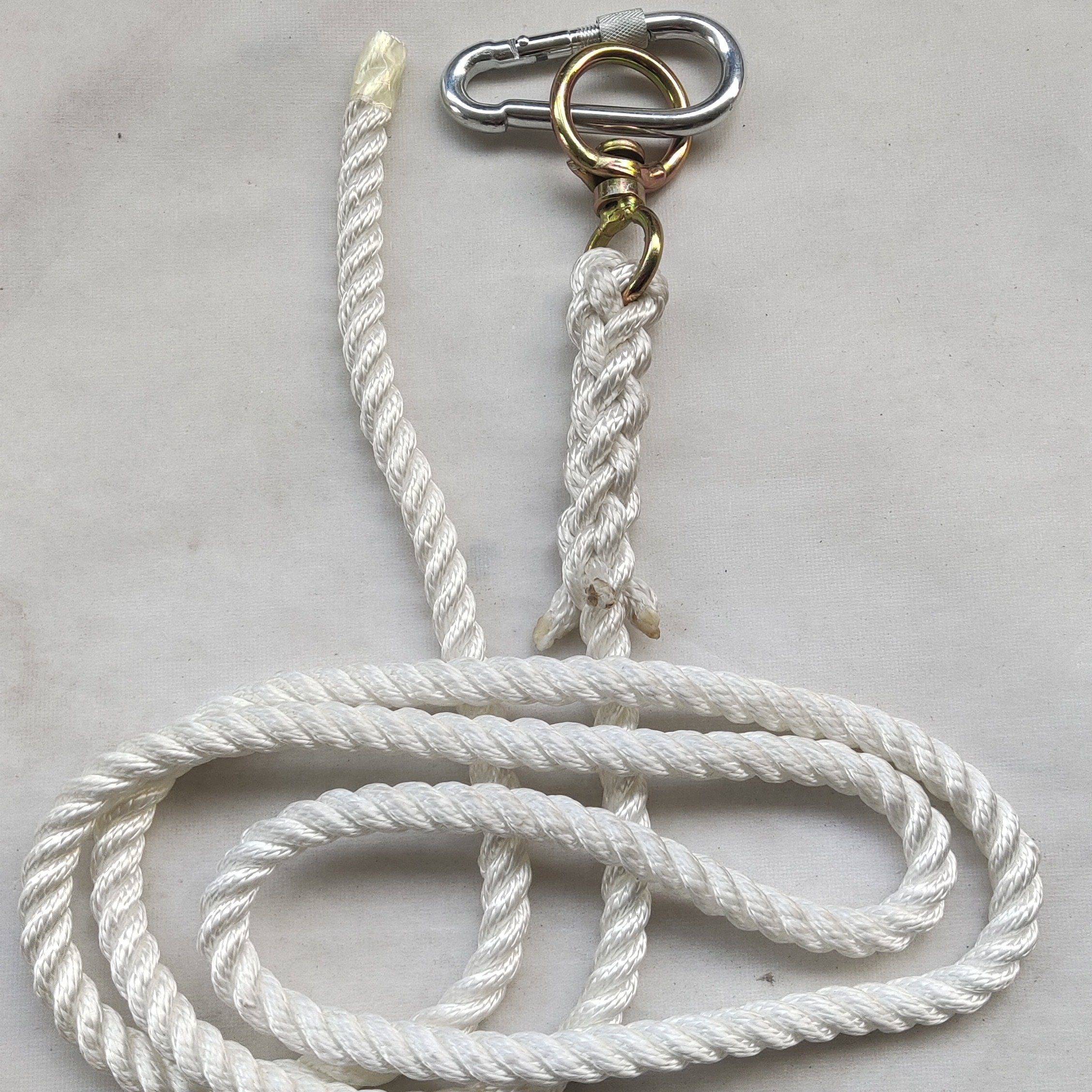 Round ropes with oxen, two metres long